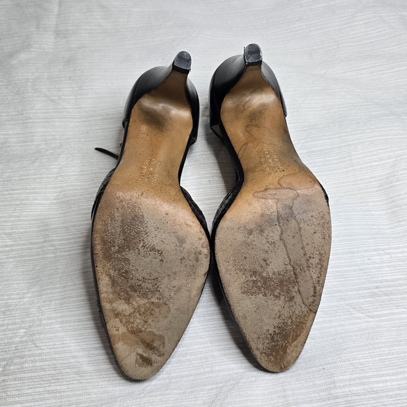 Black T-Strap Heels - Picture 4 of 5